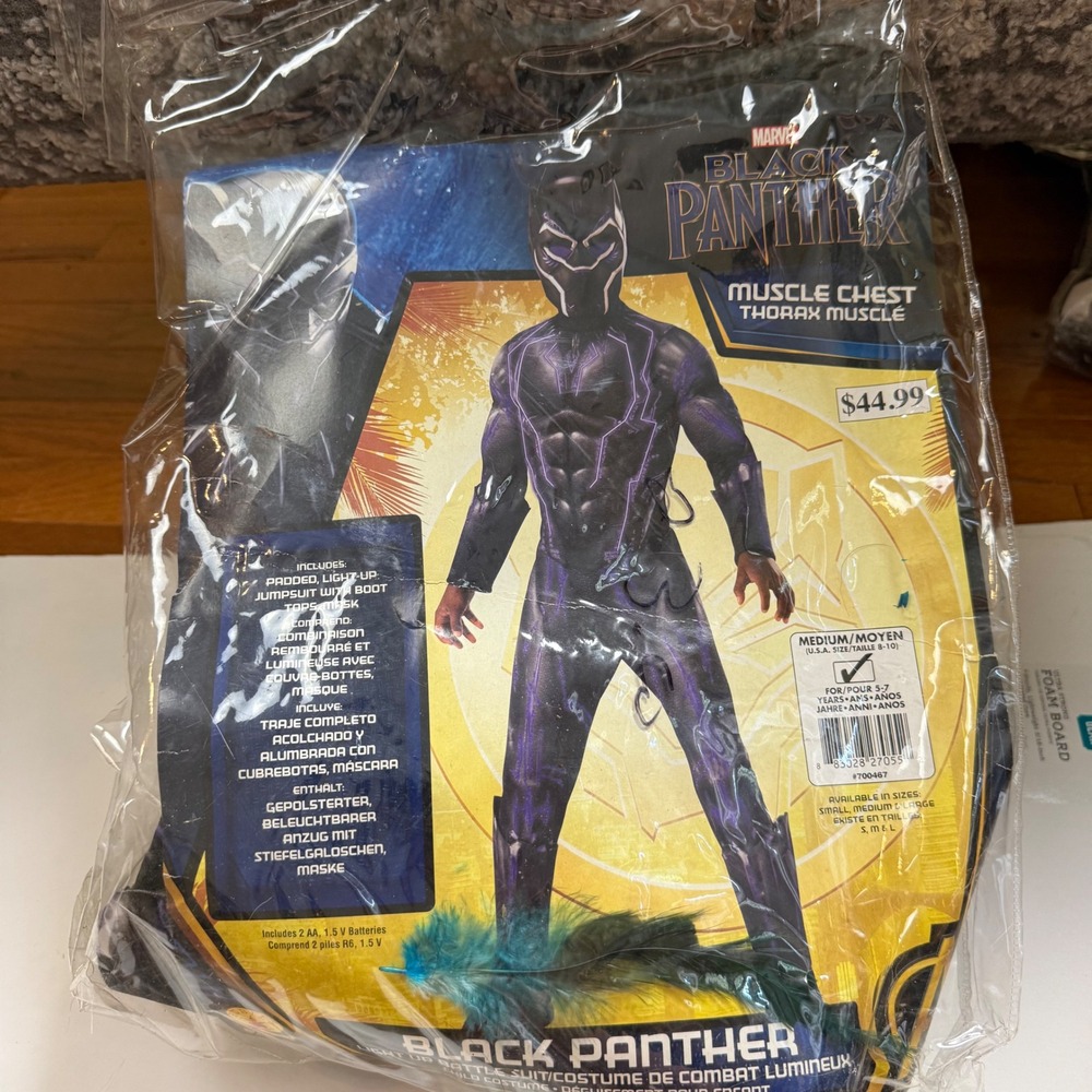 Marvel Black Panther Costume Kids Medium 8-10 Light Up Muscle Chest Superhero - Picture 3 of 8